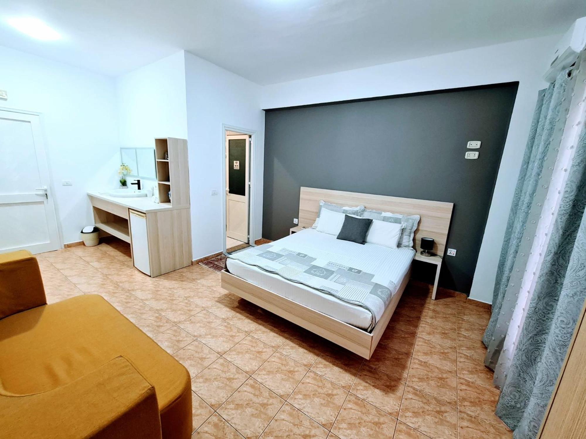 Salt Life Hotel Dhërmi Eksteriør billede
